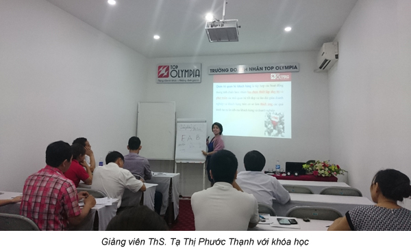 20160613 Khoa dao tao CRM 1.jpg