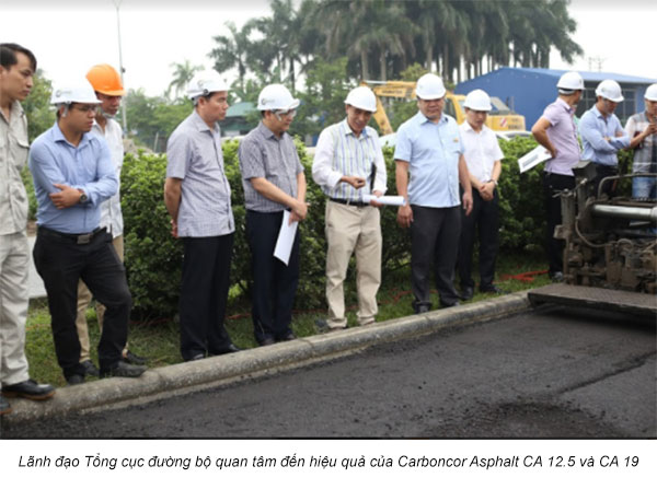 20190617-Tổng-cục-Đường-bộ-thí-điểm-vật-liệu-làm-đường-mới-trên-quốc-lộ-10-2.jpg