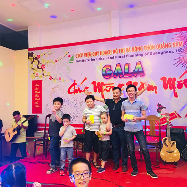 20190116-Gap-mat-cuoi-nam-7.jpg