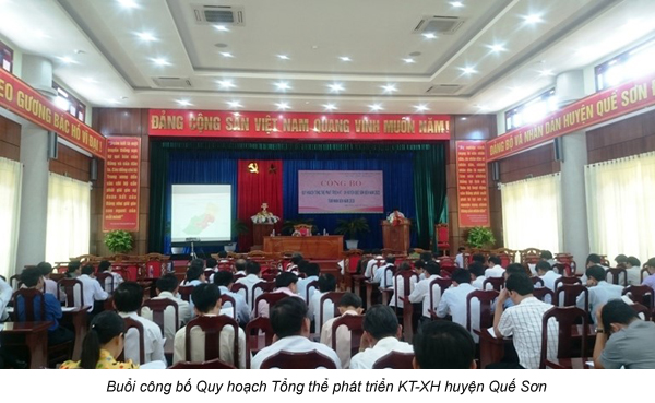 20160711 Cong bo QHKTXH huyen Que Son 1.jpg